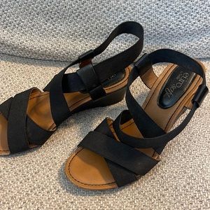 Black sandals